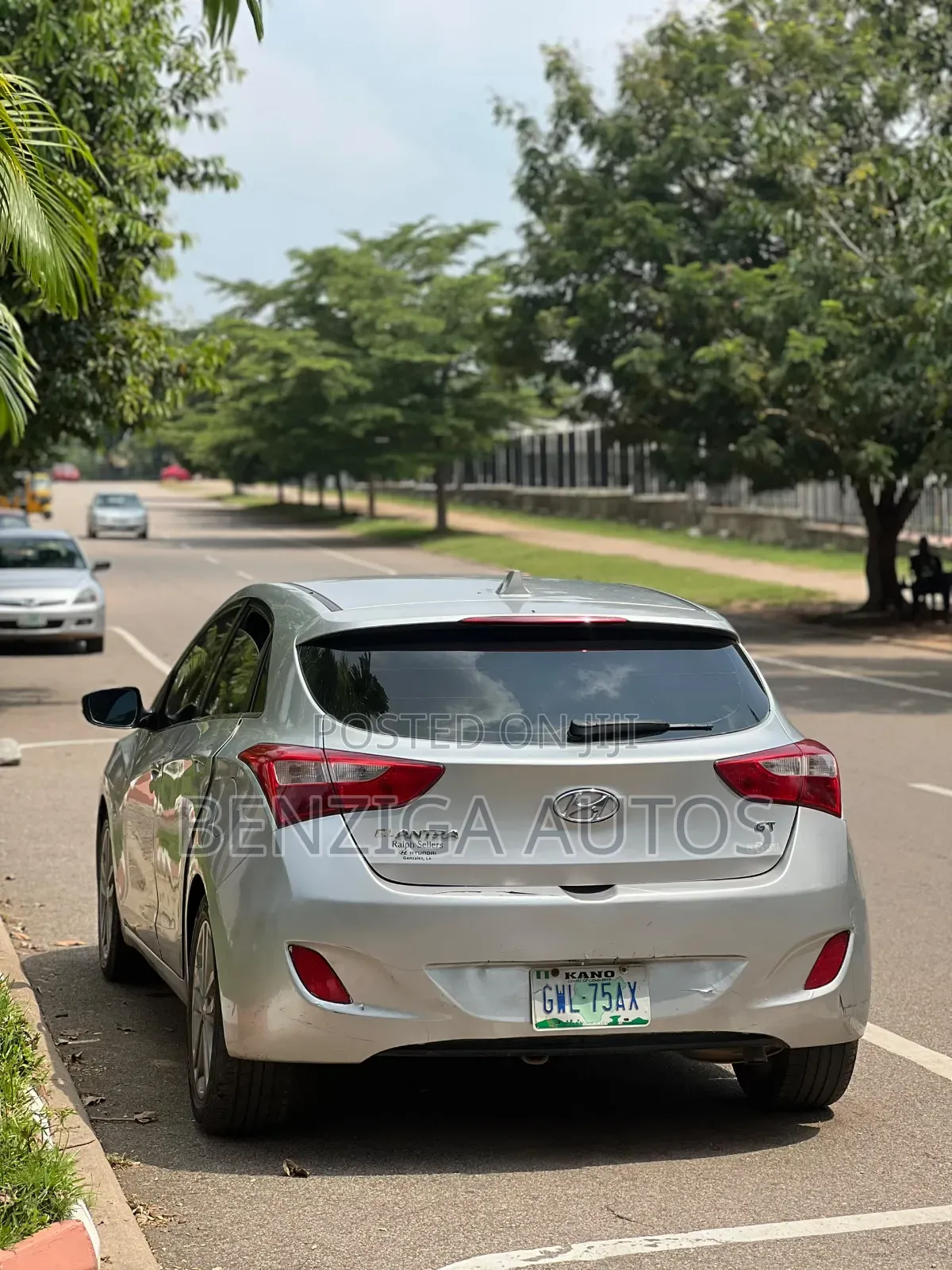 Hyundai Elantra 2015 Silver