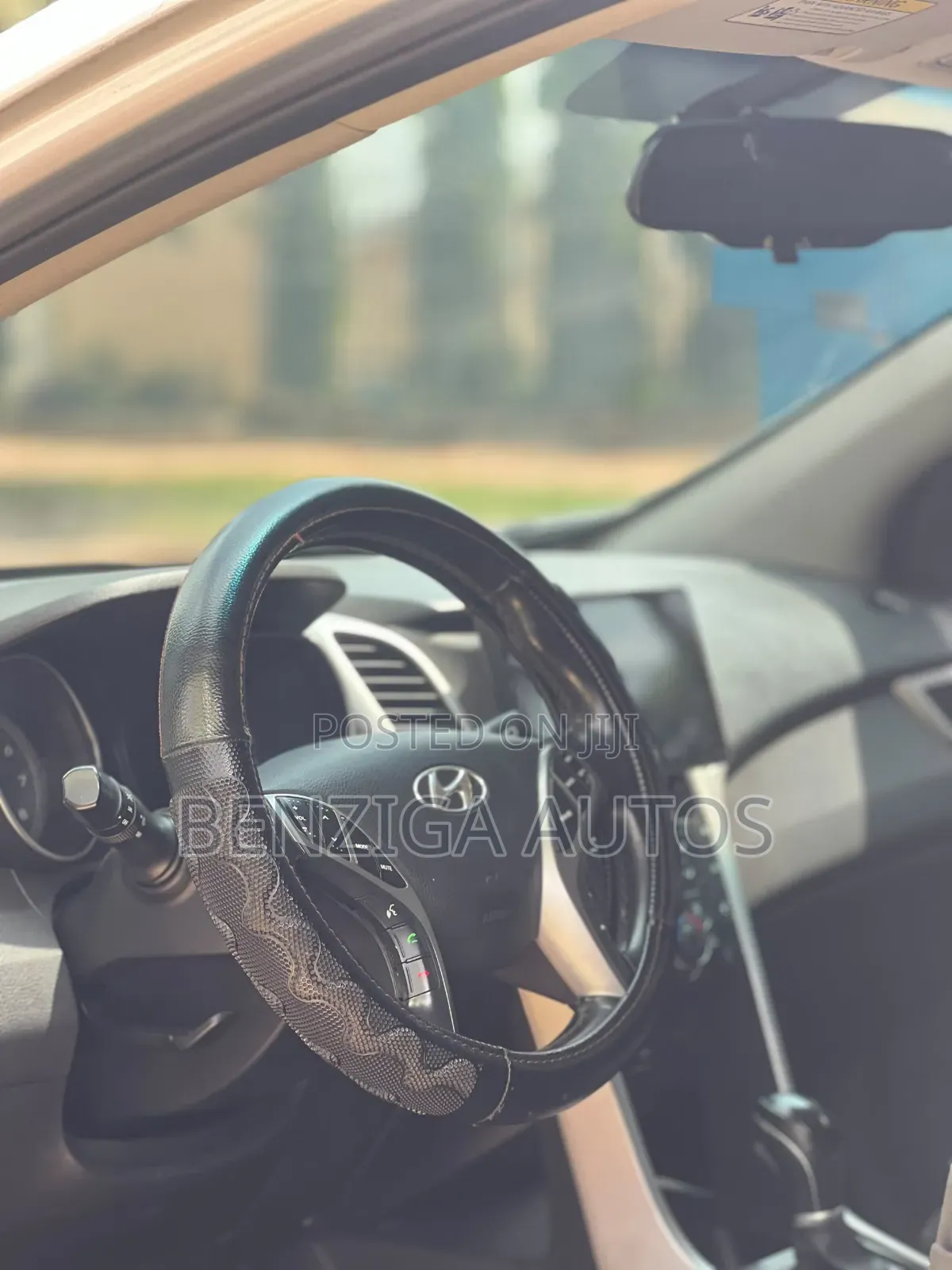 Hyundai Elantra 2015 Silver