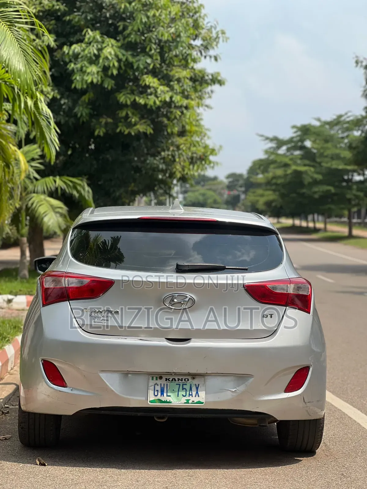 Hyundai Elantra 2015 Silver