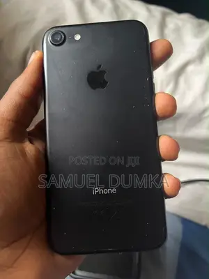 Apple iPhone 7 128 GB Black