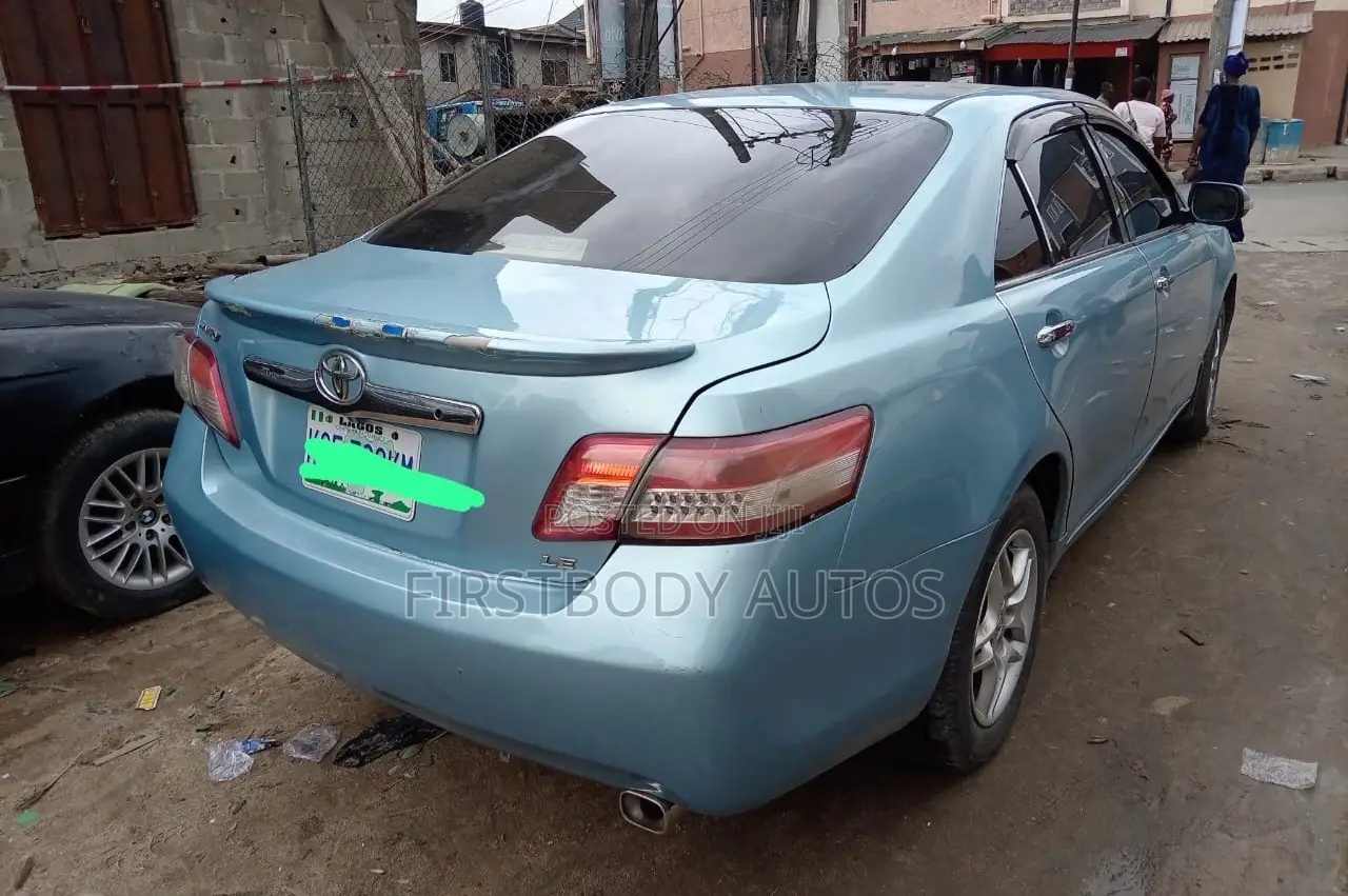 Toyota Camry 2008 Blue