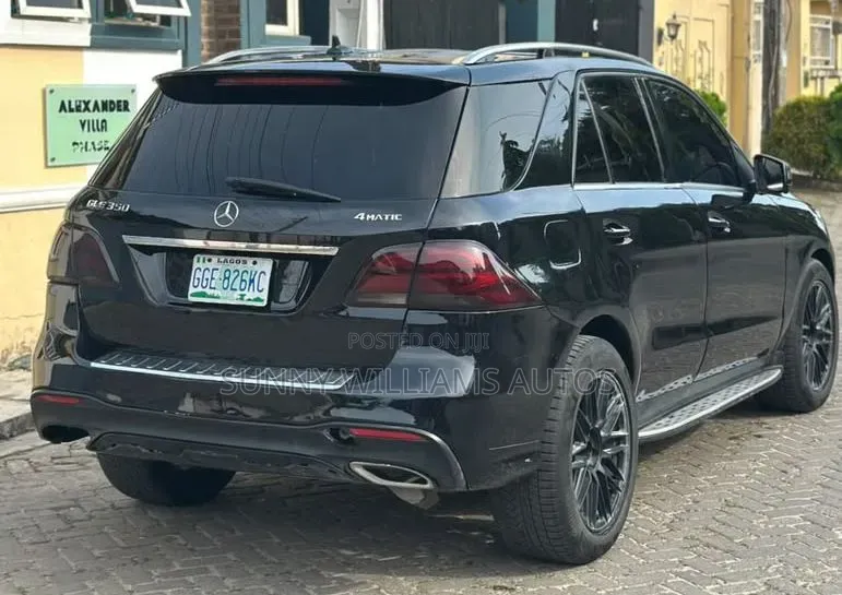 Mercedes-Benz M Class 2013 Black