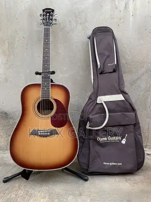 Dame Acoustic Guitar + Original Padded Carrying Bag (Almost New)