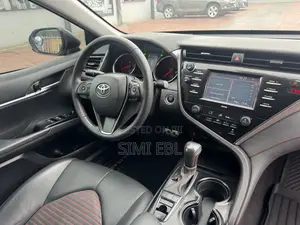 Toyota Camry 2020 Red