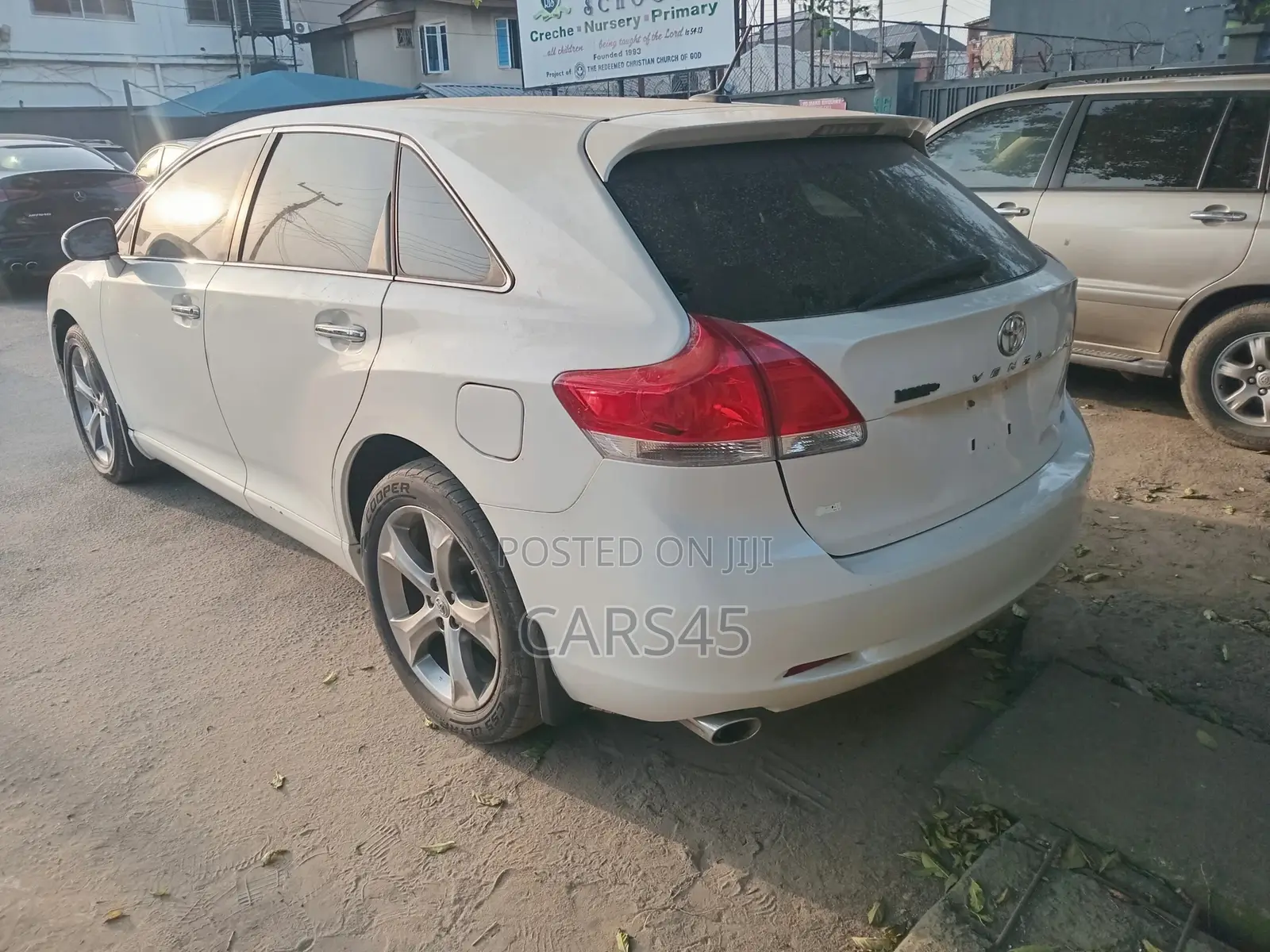 Toyota Venza 2011 White