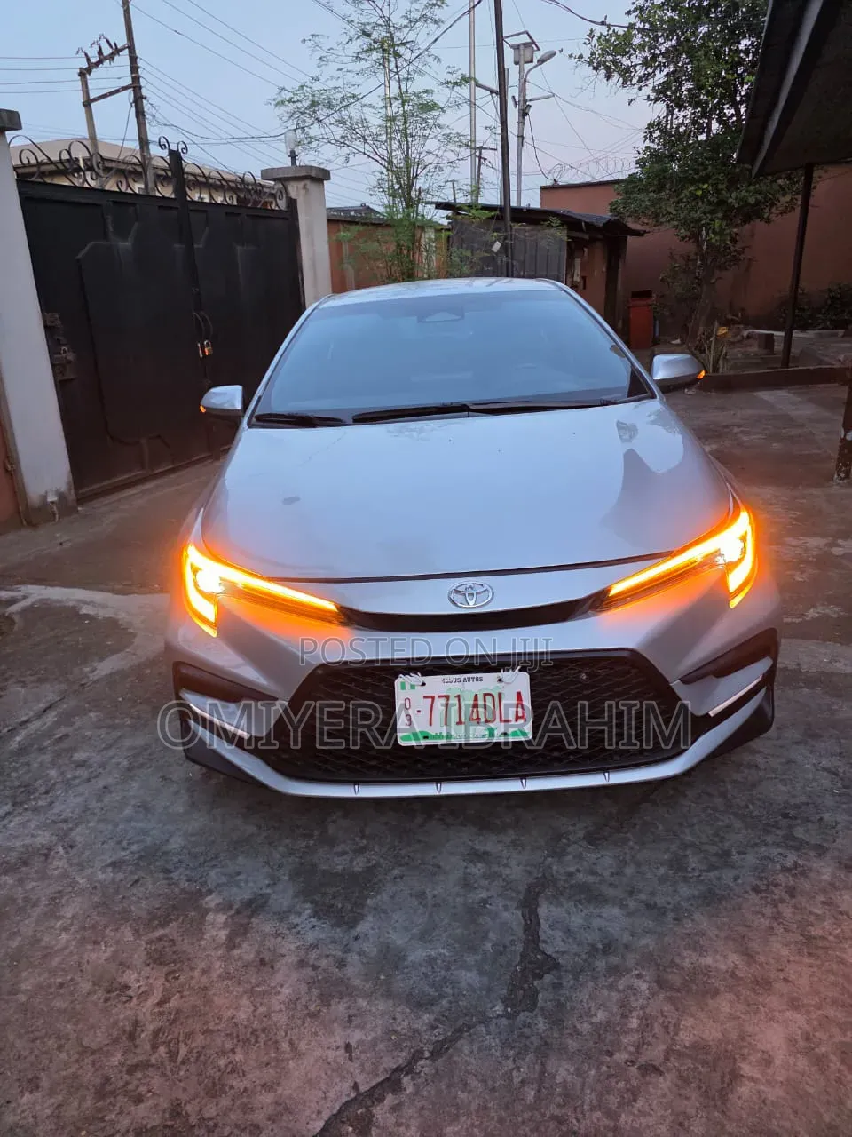 Toyota Corolla 2023 Silver