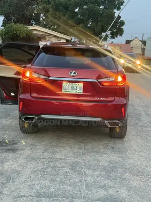 Lexus RX 350 FWD 2017 Red
