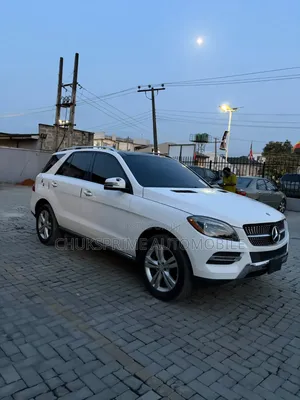 Mercedes-Benz M Class ML350 4dr SUV (3.5L 6cyl 7A) 2014 White
