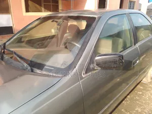 Toyota Camry CE 4dr Sedan (2.2L 4cyl 4A) 2000 Silver