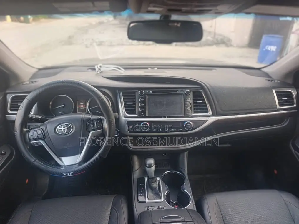 Toyota Highlander 2015 Black