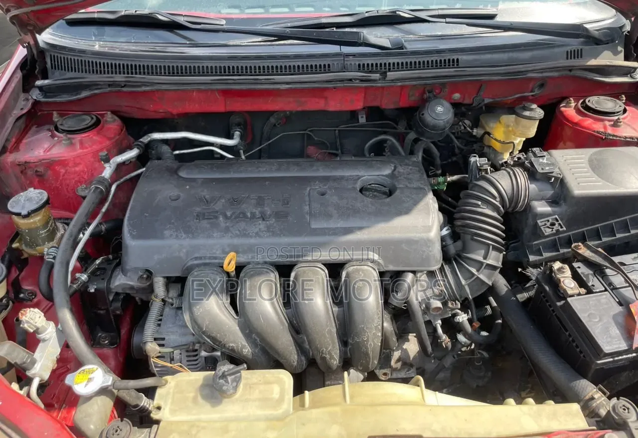Toyota Corolla 2005 Red
