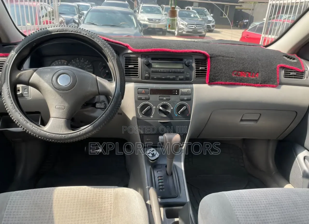 Toyota Corolla 2005 Red