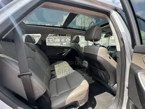 Hyundai Santa Fe 2017 Silver