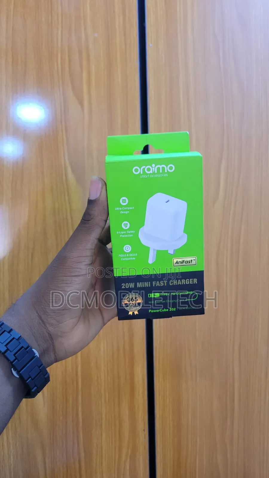 Oraimo 20w Fast Charger