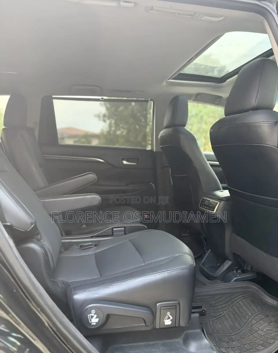 Toyota Highlander 2015 Black