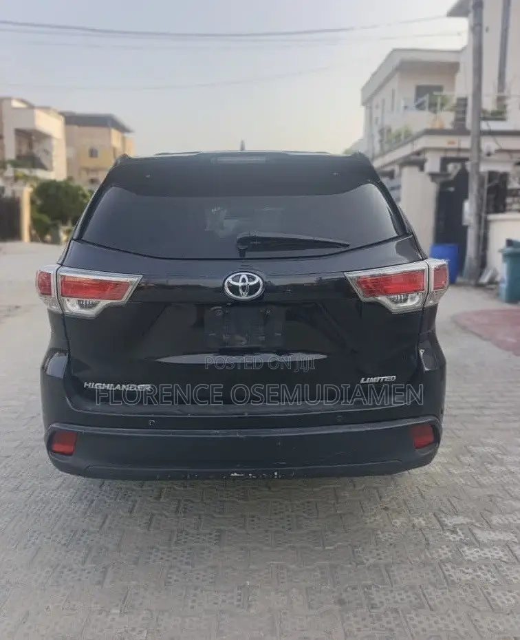 Toyota Highlander 2015 Black