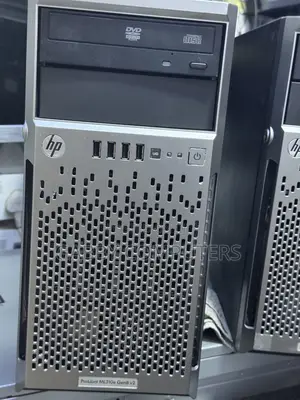 Server HP ProLiant ML 16GB Intel Xeon HDD+SSD 1.5T