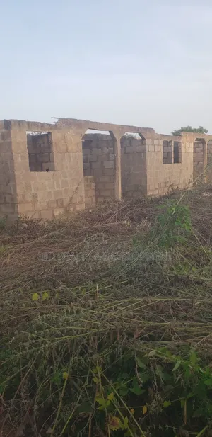 12rooms Self-Contained Uncompleted Hostel Seating on Almost 2plot 4sal