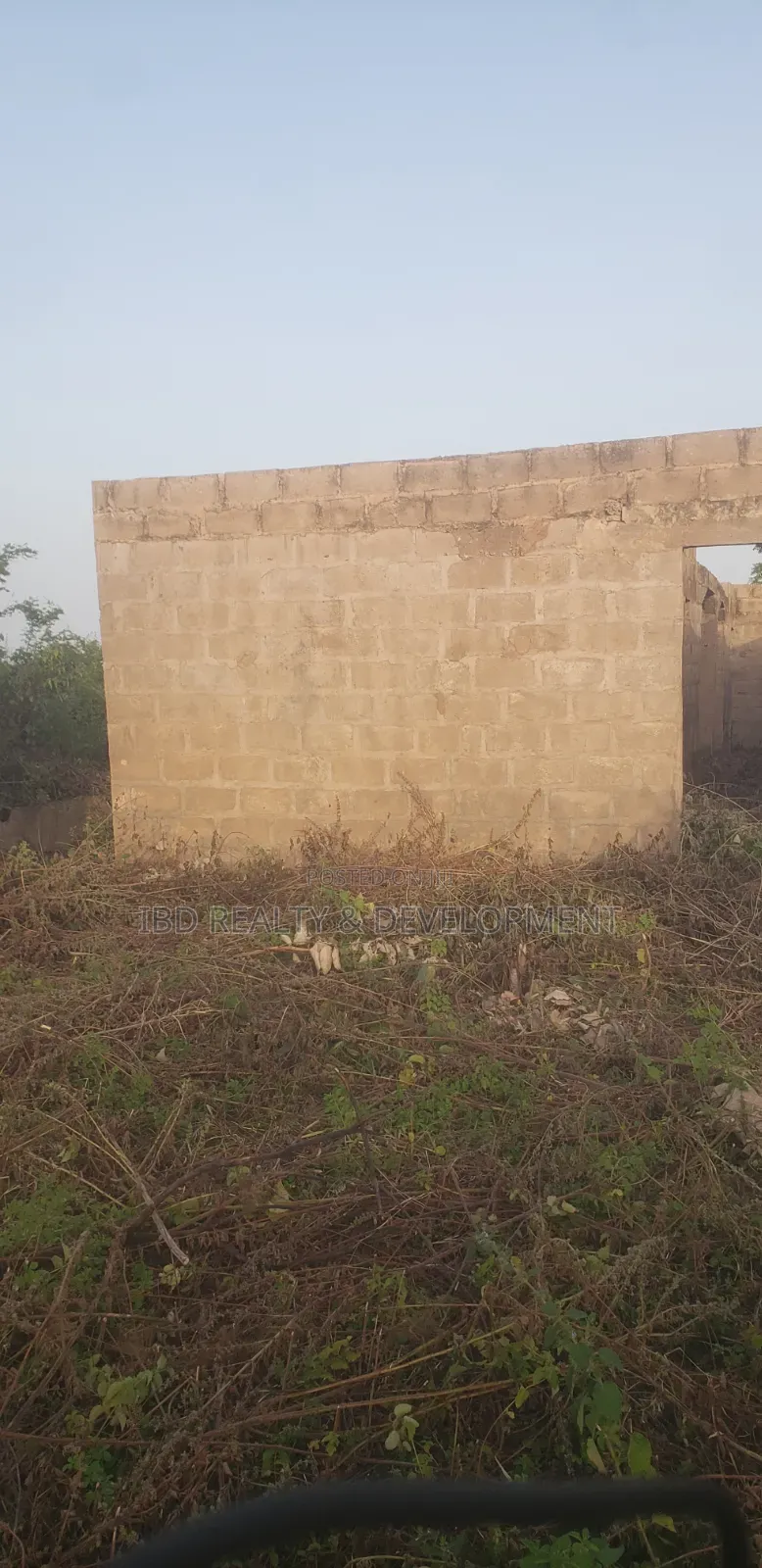 12rooms Self-Contained Uncompleted Hostel Seating on Almost 2plot 4sal