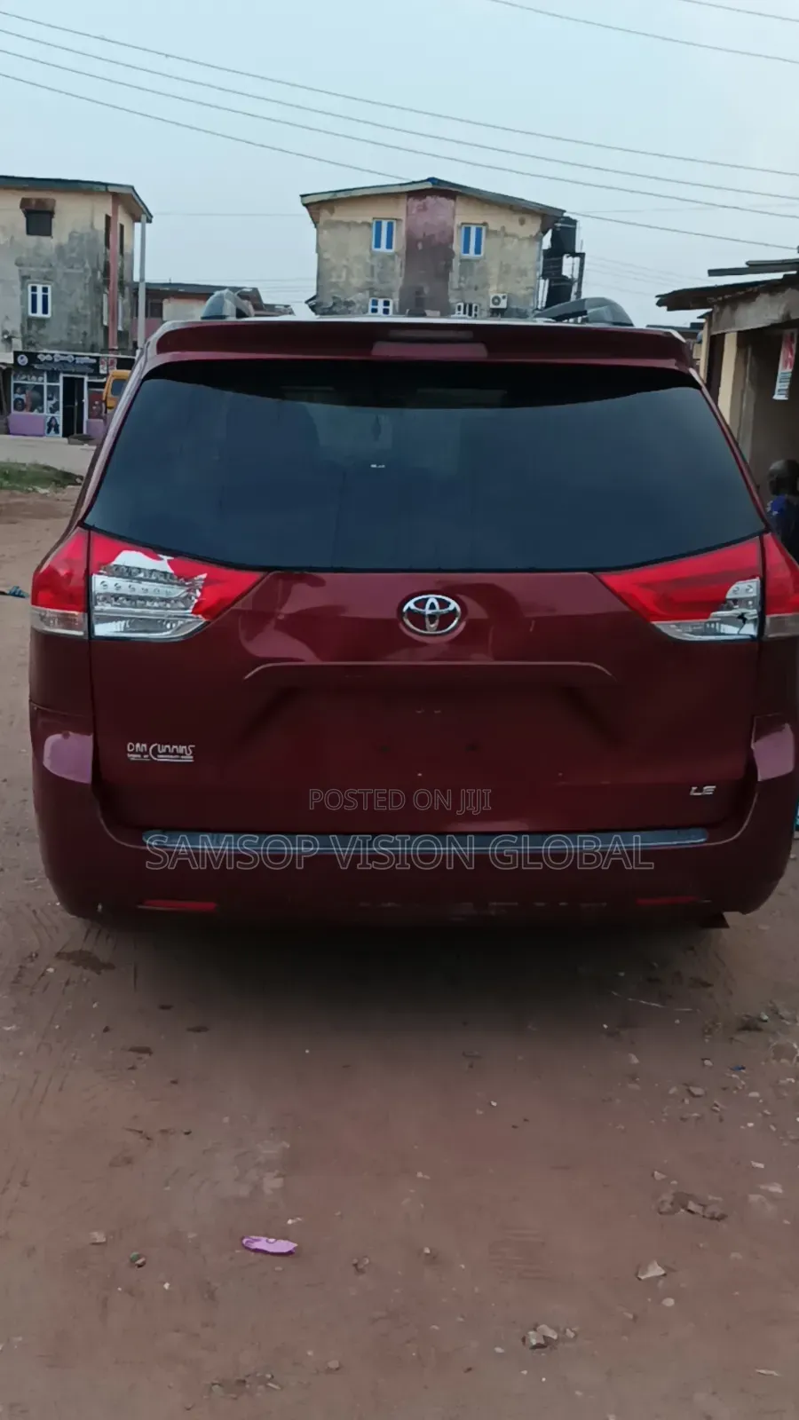 Toyota Sienna 2014 Red