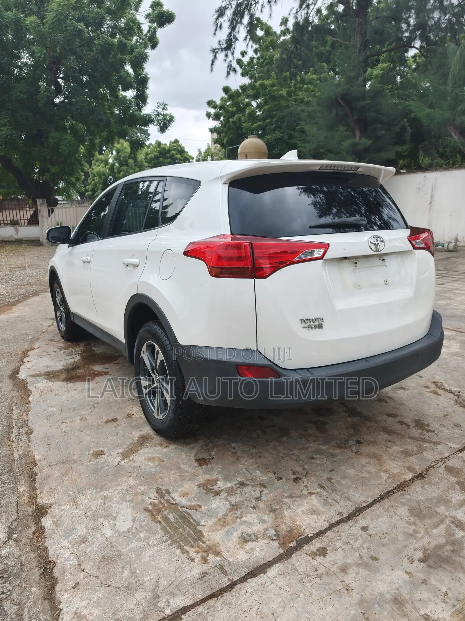Toyota RAV4 2014 White