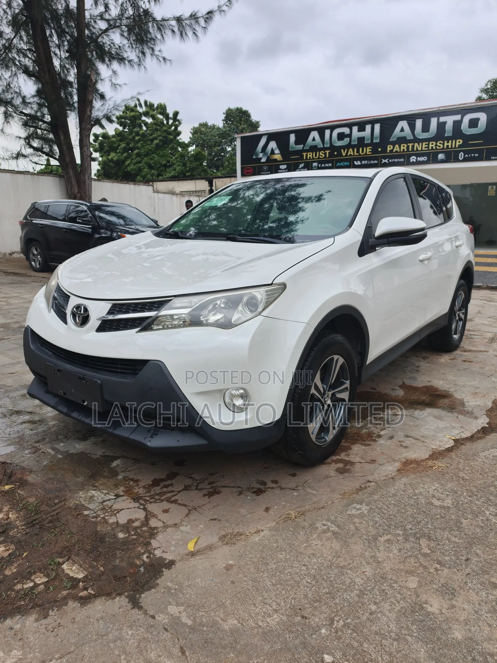 Toyota RAV4 2014 White