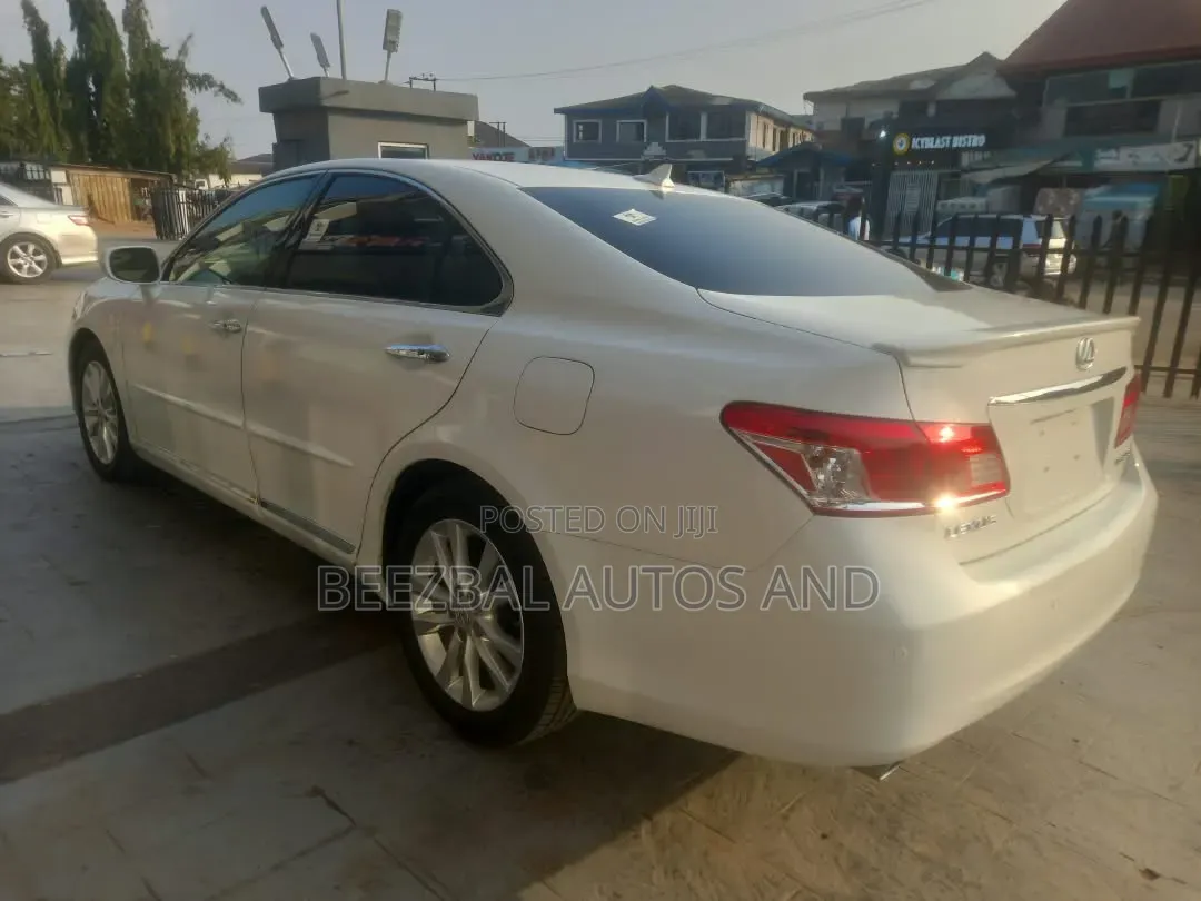 Lexus ES 350 2010 White