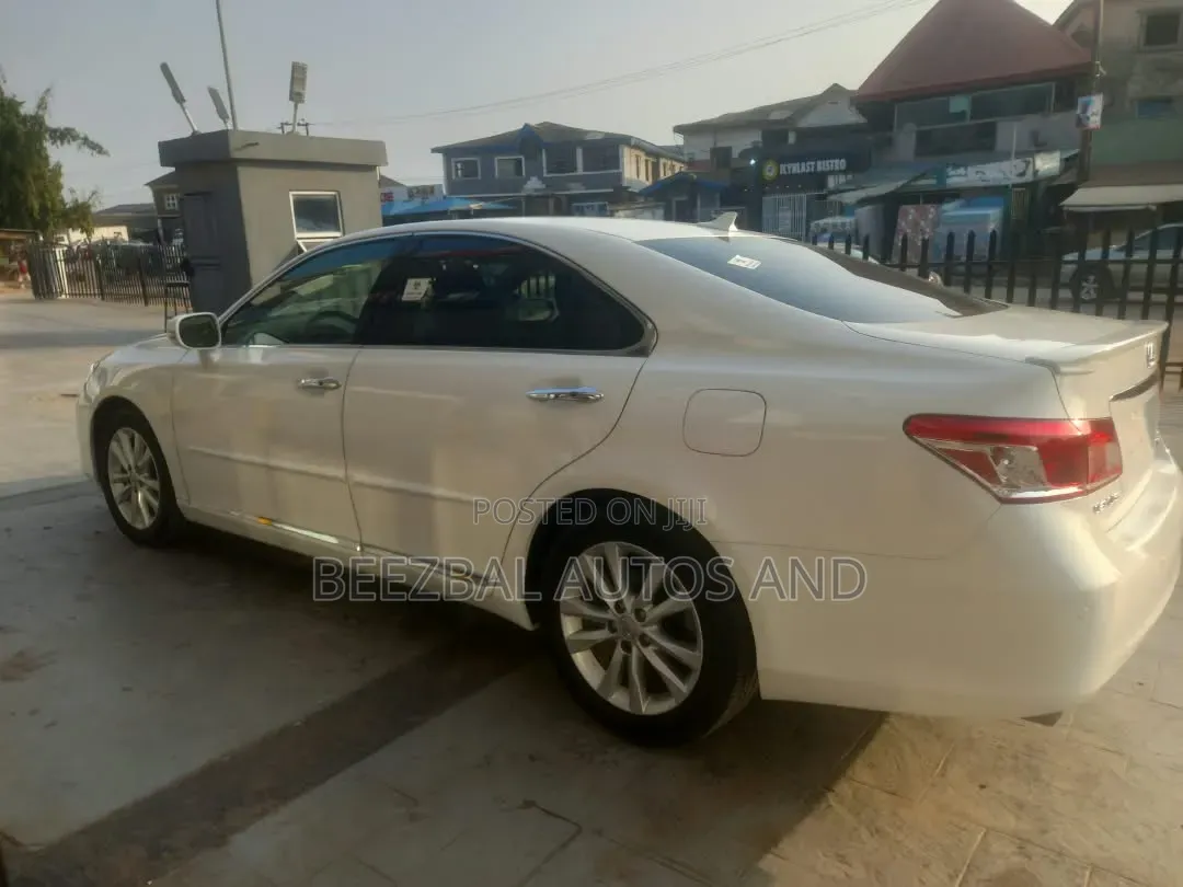 Lexus ES 350 2010 White