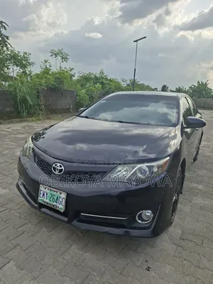 Toyota Camry XLE V6 4dr Sedan (3.5L 6cyl 6A) 2013 Black