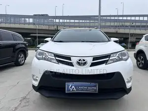 Toyota RAV4 2015 White