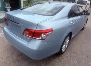 Lexus ES 350 2011 Blue