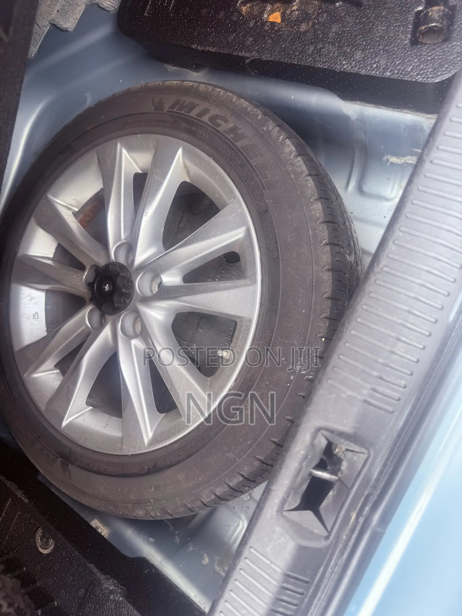 Lexus ES 350 2011 Blue