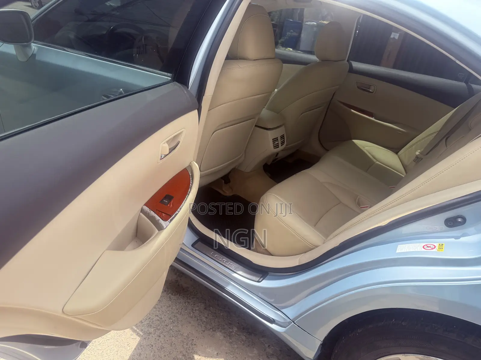 Lexus ES 350 2011 Blue