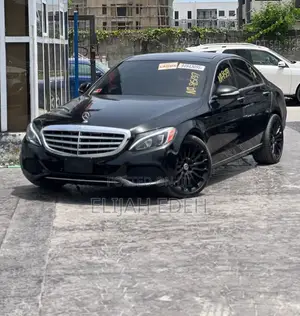 Mercedes-Benz C300 Base 4dr RWD Sedan (2.0L 4cyl 7A) 2015