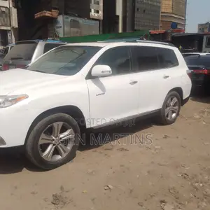 Toyota Highlander 2013 White