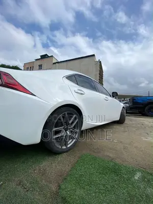 Lexus IS 2014 White