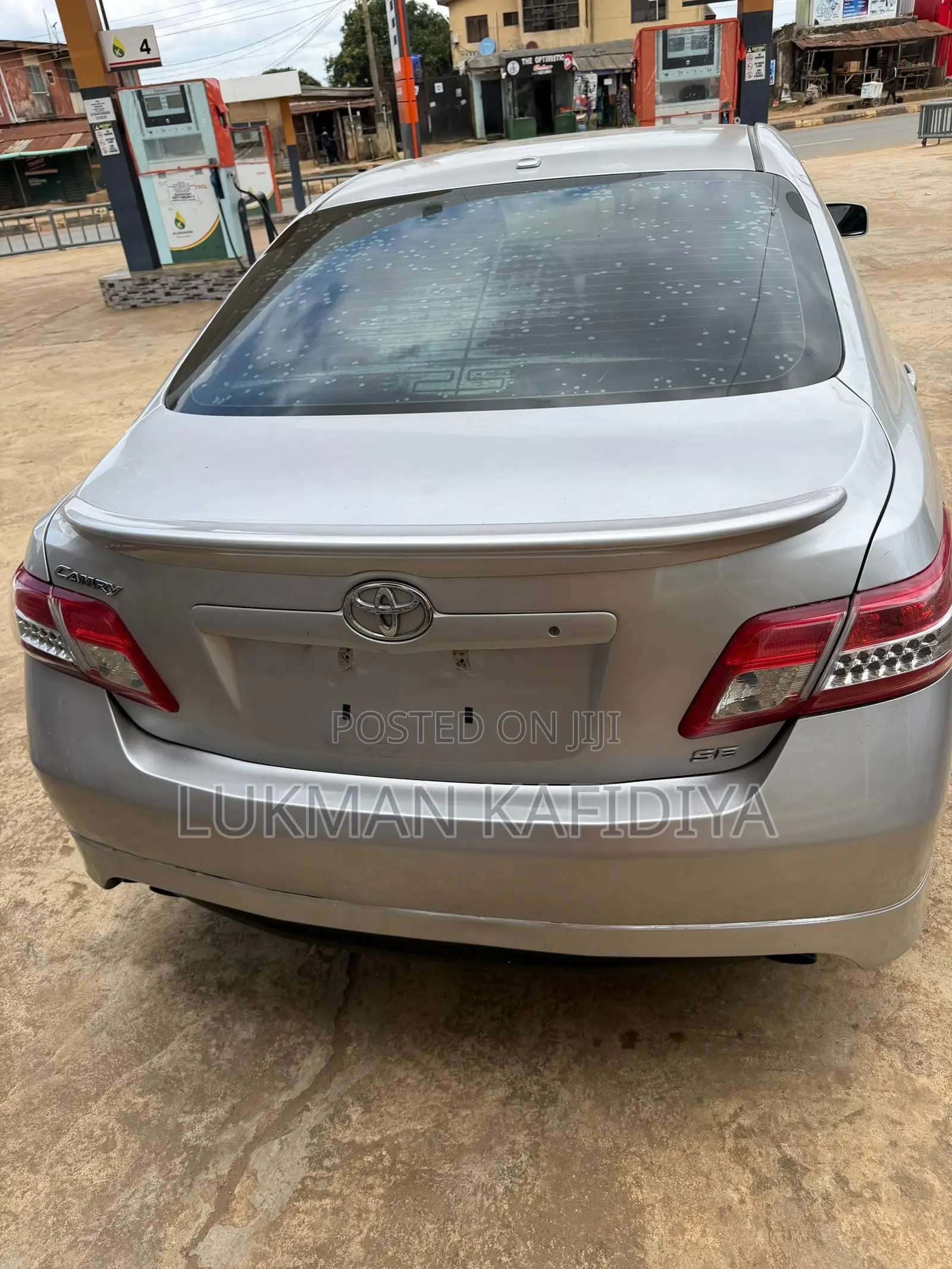 Toyota Camry 2011 Silver