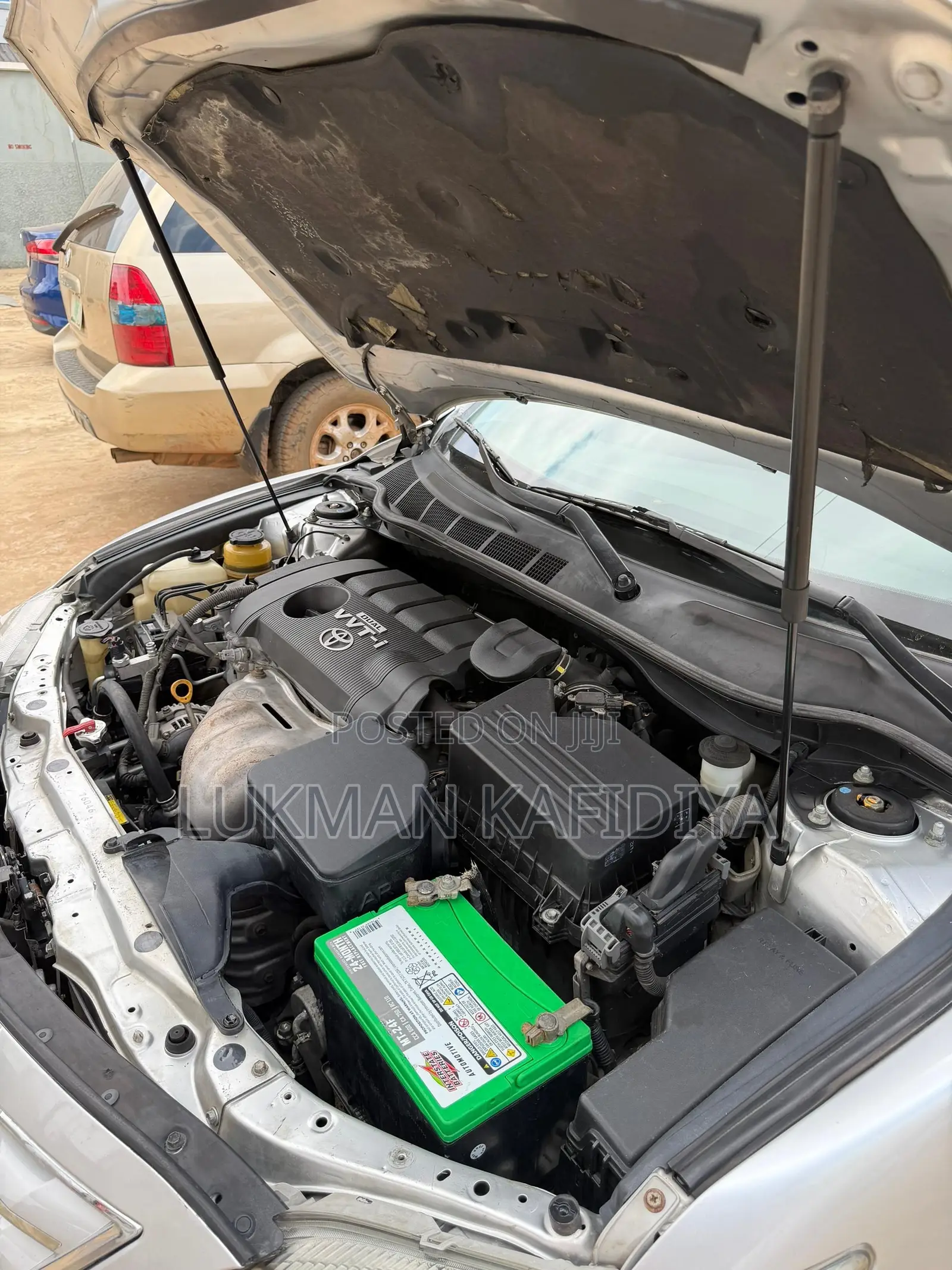 Toyota Camry 2011 Silver