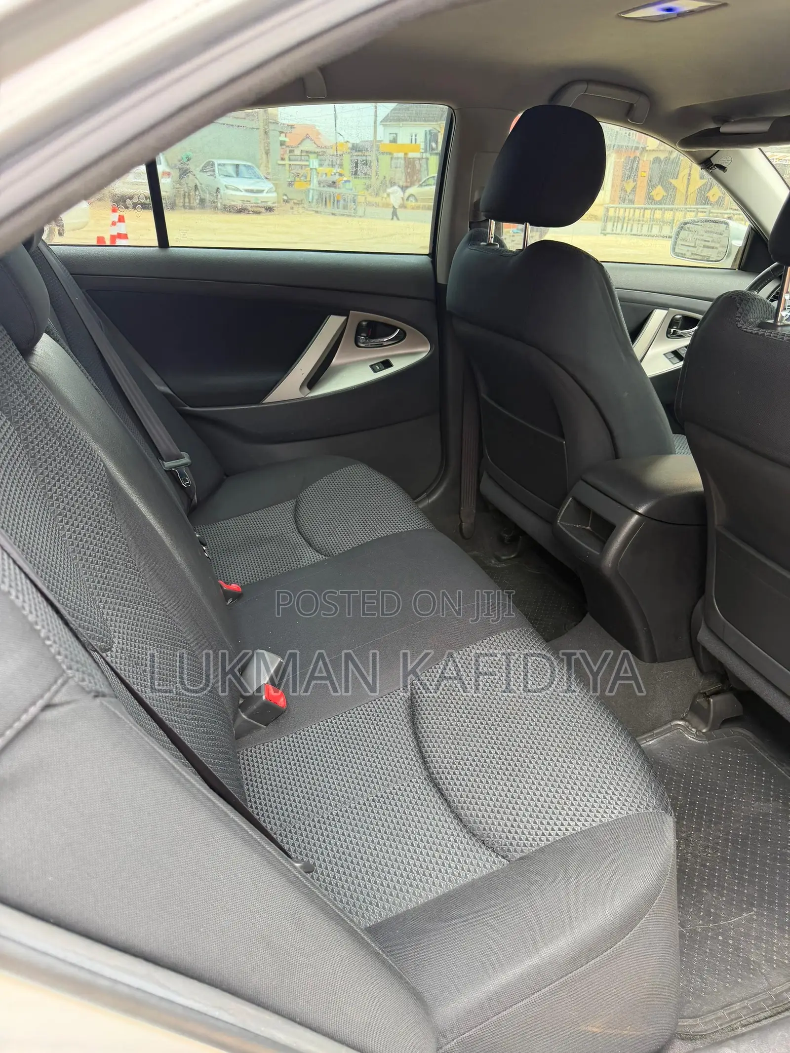 Toyota Camry 2011 Silver