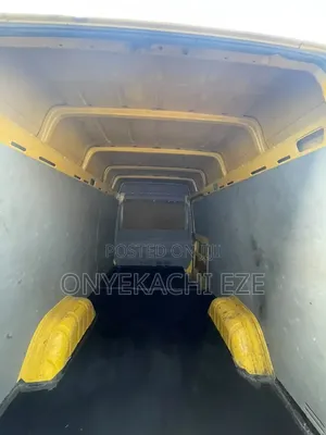Volkswagen LT 2005 Yellow