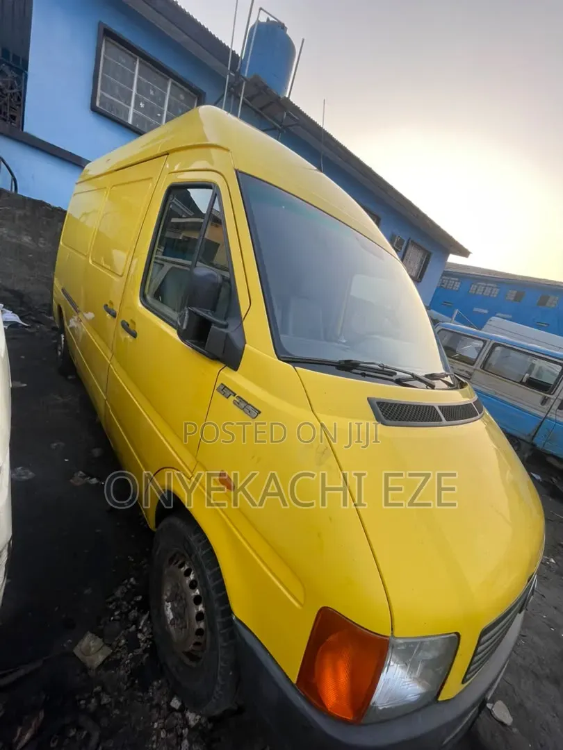 Volkswagen LT 2005 Yellow