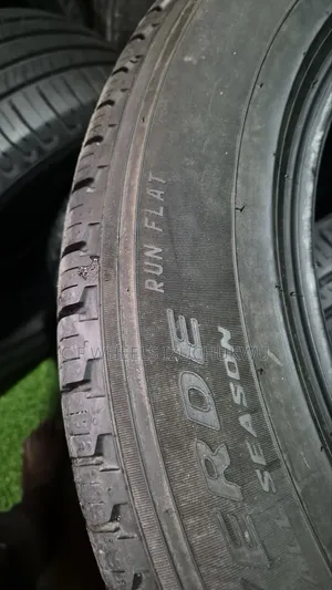 235/60/18 Pirelli RUNFLAT