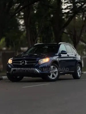 Mercedes-Benz GLC-Class 2017 Blue