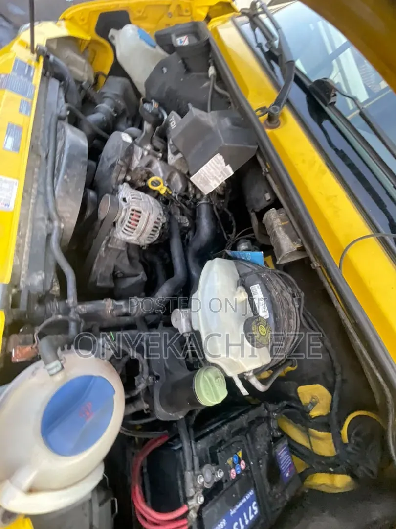 Volkswagen LT 2005 Yellow