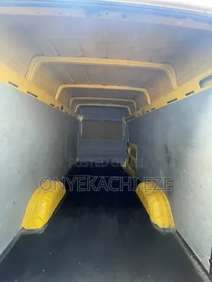 Volkswagen LT 2005 Yellow