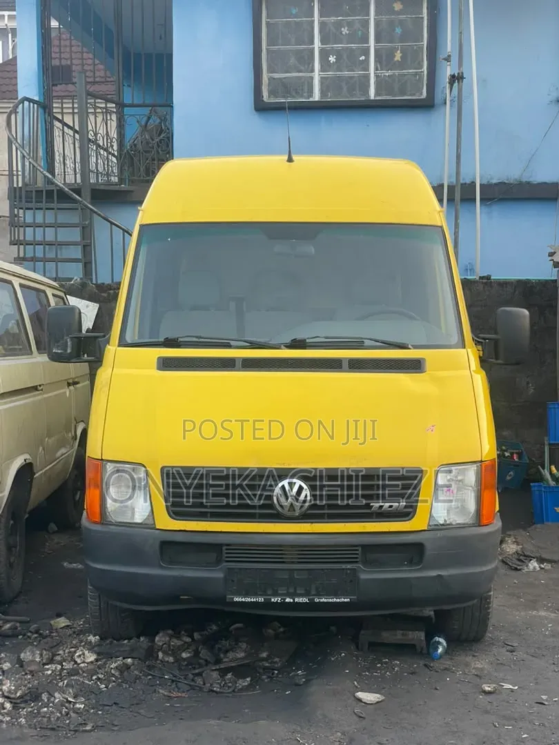 Volkswagen LT 2005 Yellow