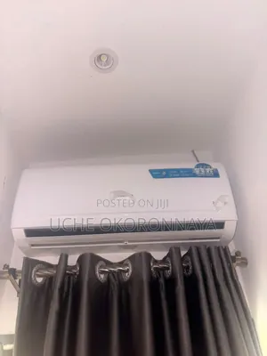 Very Clean 1 HP Inverter Hisense AC