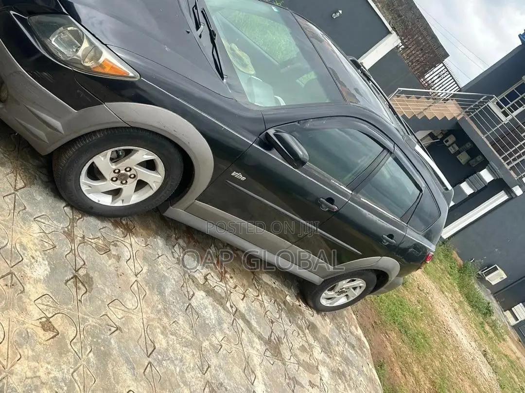 Pontiac Vibe Automatic 2004 Gray