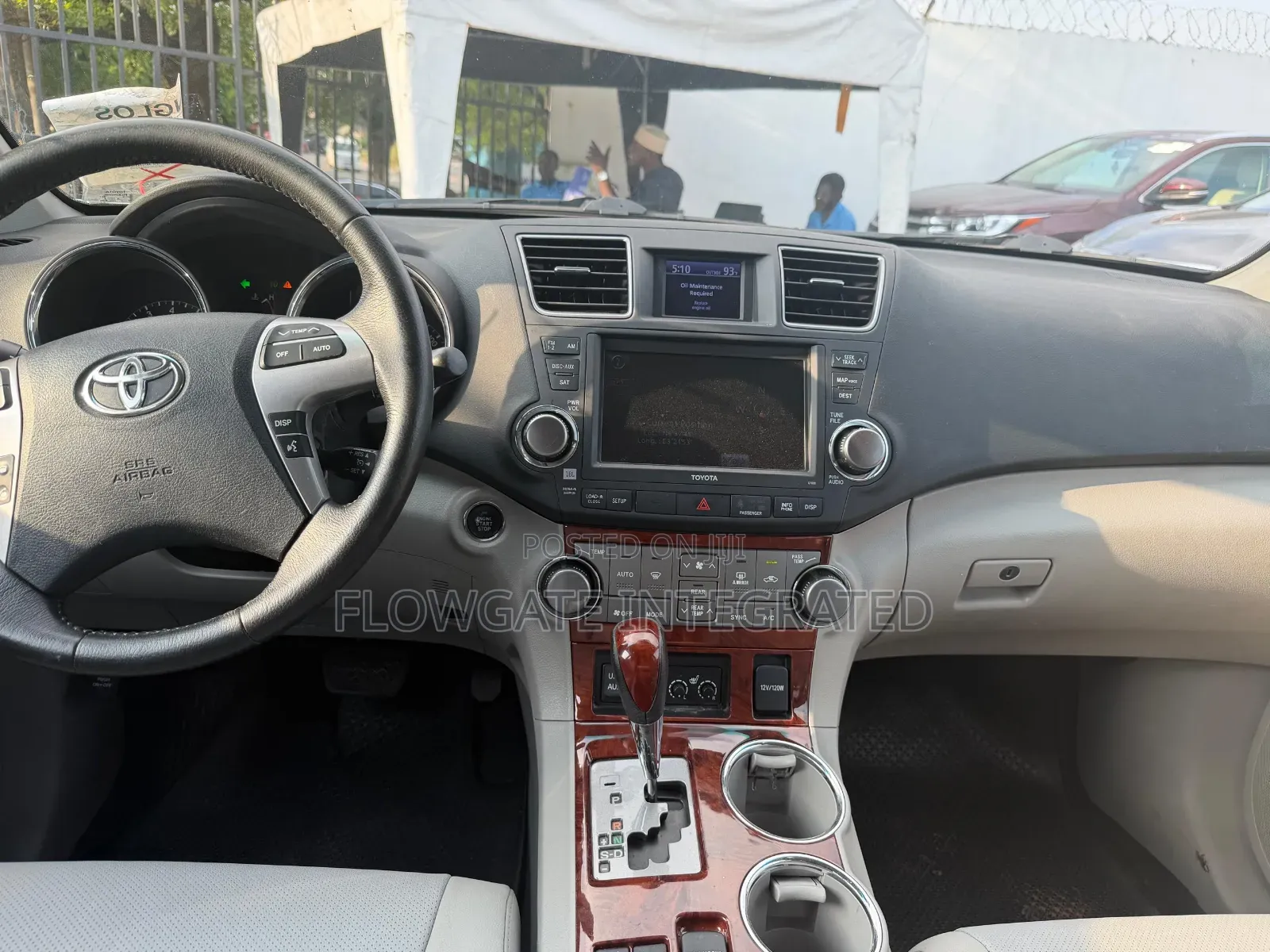 Toyota Highlander Limited 2012 Silver
