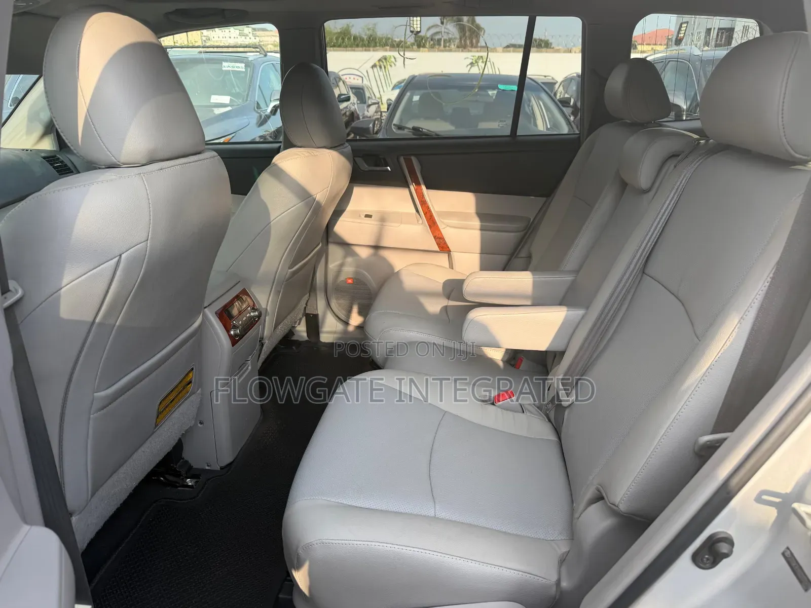 Toyota Highlander Limited 2012 Silver